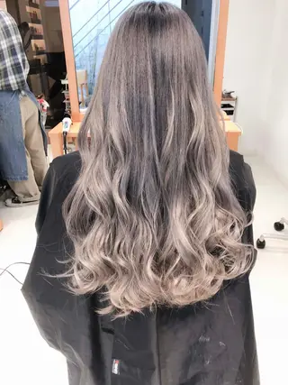 ロング カラー Days 透明感カラーのヘアスタイル