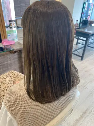 ロング カラー 小顔レイヤー/ ベージュ🤍Rieのヘアスタイル