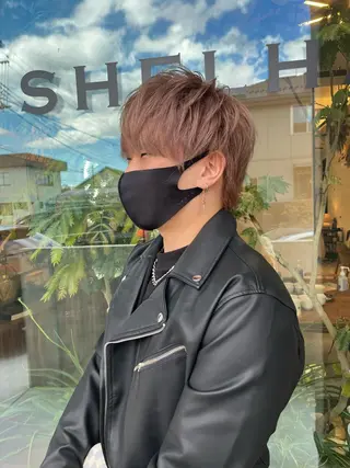 ショート カラー メンズ 手塚 亮汰のヘアスタイル