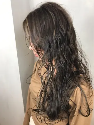 ロング カラー BROCANTE立川 karasawa.nのヘアスタイル