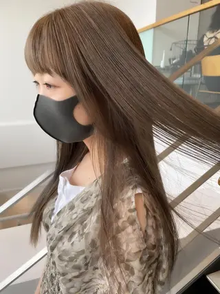 ミディアム カラー ヘアアレンジ アイブロウ ミニボブ/ブリーチ 🌈MISATOのヘアスタイル