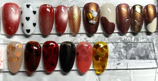 ネイル AMUCI NAIL Shihomiのネイルデザイン