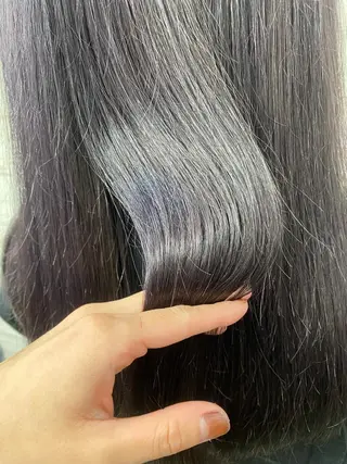 セミロング カラー ヘアアレンジ LAVENDIA 初音のヘアスタイル