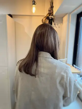 セミロング カラー 下石怜子/レイヤー/ 透明感カラーのヘアスタイル