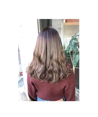 セミロング カラー あらい なつみのヘアスタイル