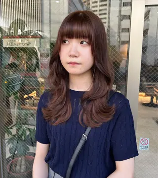 セミロング カラー 🌷横浜/レイヤー /艶カラー🌷のヘアスタイル