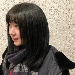 ミディアム カラー ウルフ/レイヤー/ ベージュ/山宮 大樹のヘアスタイル