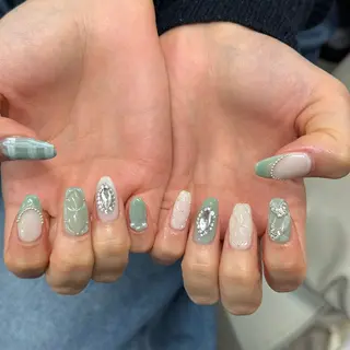 ネイル 💖𝓜𝓲𝓸 /3月予約受付中💖のネイルデザイン