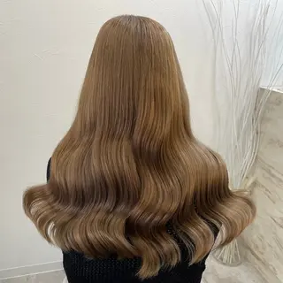 ロング カラー 🦋Yui🦋透明感 /ベージュ/Wカラーのヘアスタイル