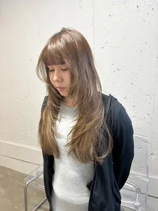 ロング ハッシュカット🎀 レイヤーカットのヘアスタイル