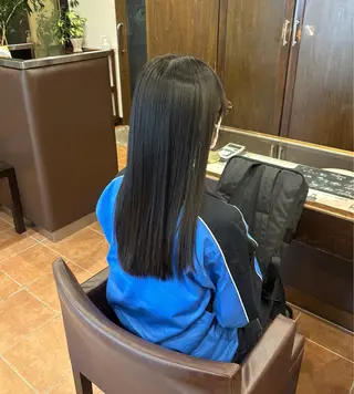 ロング 武藤 冬月のヘアスタイル