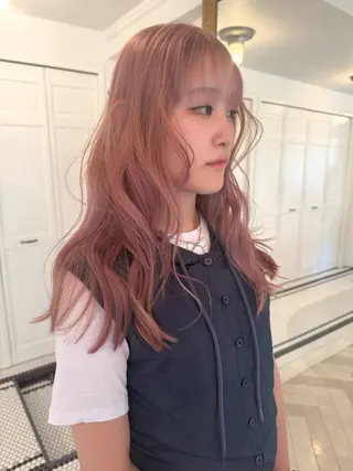 カラー ブリーチカラー🎀 韓国風/寺門美優のヘアスタイル