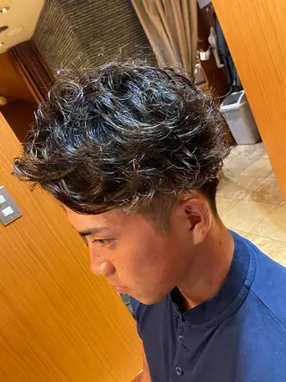ミディアム 北川 竜也のヘアスタイル