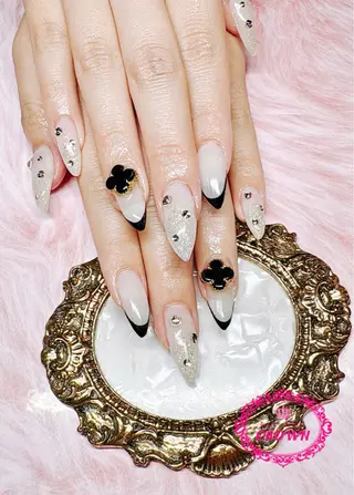 ネイル CROWN プライベートサロンのネイルデザイン