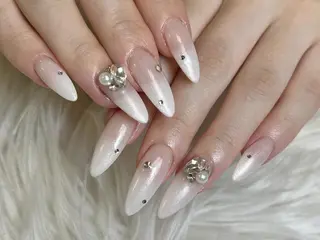 ネイル Azusa🩵 ネイル💅🏻南森町のネイルデザイン