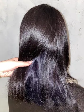 ミディアム カラー オタク美容師🎮 AKARIのヘアスタイル