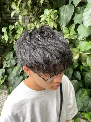 パーマ メンズ 山本 陸央のヘアスタイル