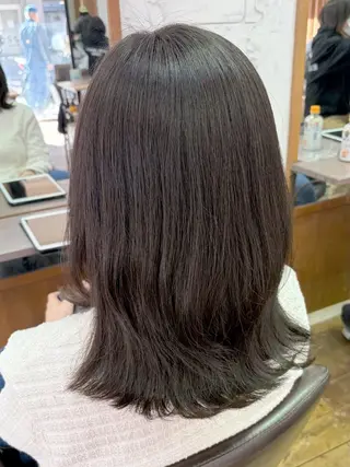 ミディアム 瓦井 沙奈のヘアスタイル