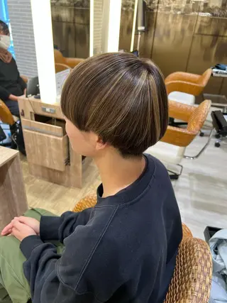 カラー メンズ 赤本悠斗波巻きパーマ メンズパーマのヘアスタイル