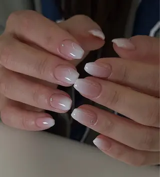 ショート Aila Nail ShinOkuboのネイルデザイン
