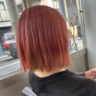 ミディアム 三原 友美のヘアスタイル