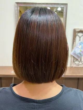 ミディアム 高橋 葵のヘアスタイル