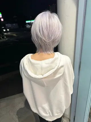 ショート Lit.豊橋 夏目のヘアスタイル