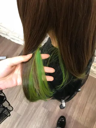 ミディアム カラー カ ノのヘアスタイル