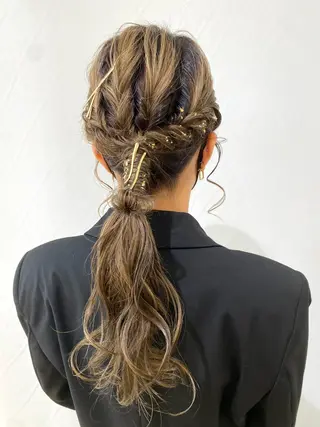 ロング 🩵波巻き／ツイスパ HARU💎のヘアスタイル