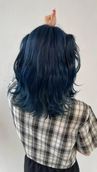 ミディアム カラー 市村 香多のヘアスタイル