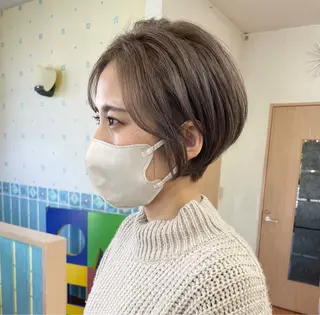 ショート カラー yui .のヘアスタイル