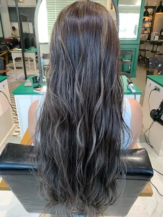 ロング カラー &SONS 小林亨のヘアスタイル