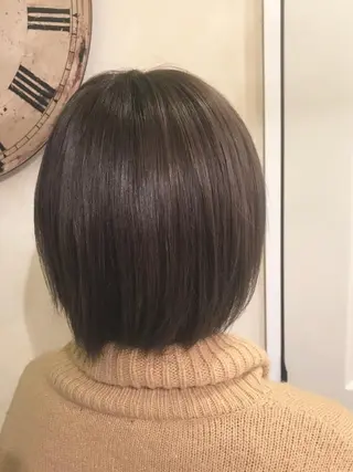 ショート カラー 岩谷/ブリーチ 🪽透明感カラーのヘアスタイル