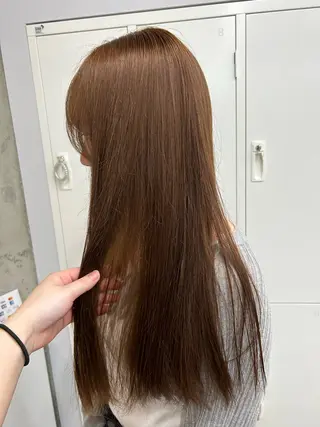 セミロング ハルカ 透明感カラー 美髪縮毛矯正🥣のヘアスタイル