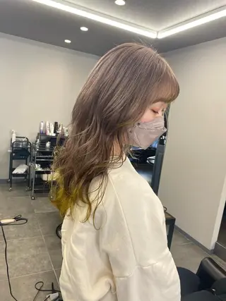 ロング maco 艶感ハイトーン🦋のヘアスタイル