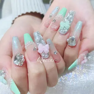 ネイル Queens ゲンのネイルデザイン