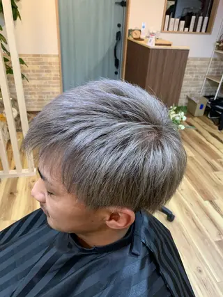 ショート カラー メンズ ヘアーハウス テンプラードのヘアスタイル