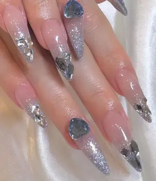 ネイル ネイリストヨ ヨのネイルデザイン