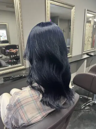 セミロング カラー ハイトーンカラー 坂本 翼のヘアスタイル