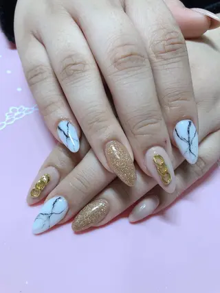 ミディアム ネイル 《LB》ラブリエ Nail&eyeのマツエク・マツパデザイン