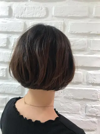 ショート 【暖色カラー特化】 中山由梨のヘアスタイル