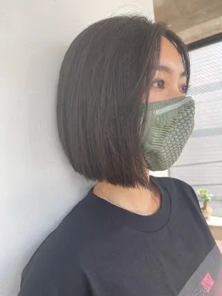 ショート カラー 💓パーマ，💗 レイヤーカットのヘアスタイル
