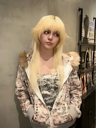 ロング カラー タナカ カナ🫧のヘアスタイル