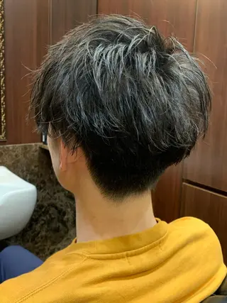 ショート パーマ メンズ 羽木 隆徒のヘアスタイル