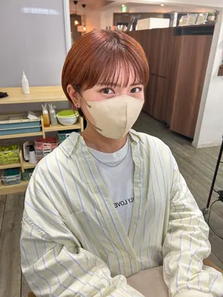 ショート カラー 滝口 茉奈実のヘアスタイル