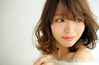ミディアム onishi yoshinaoのヘアスタイル
