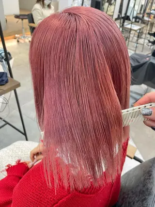 カラー 🎀ボブ+ハイトーン シュカ👶🏻のヘアスタイル