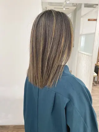 セミロング カラー ハイライト⭐️上野 高広のヘアスタイル
