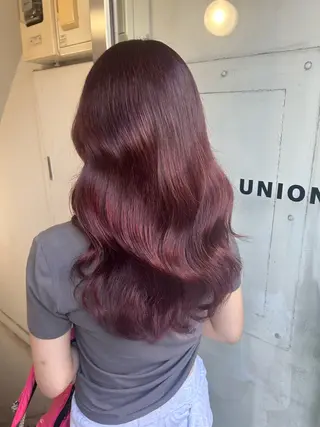 カラー 横内 英奈のヘアスタイル