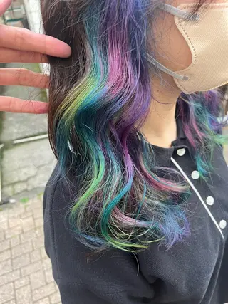 セミロング カラー 原宿サロン代表 デザインカラー伊藤卓のヘアスタイル